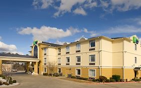 Holiday Inn Express Hotel & Suites Mount Pleasant By Ihg